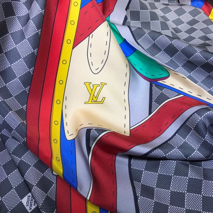 Louis Vuitton Scarf LVS00096